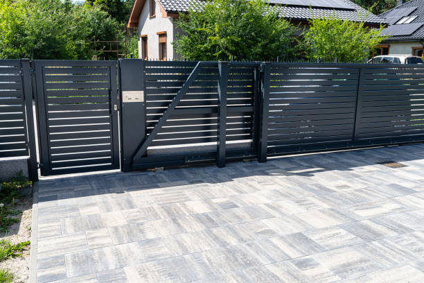 Best Professional Driveway Pavers  in Flower Hill, MD